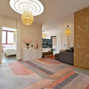 Appartement Penthouse Rooftop Loft, 190sq, Panorama View, 1min To Main Station- 5min To, Bâle